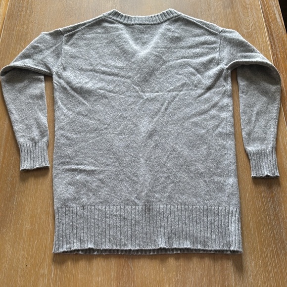 Athleta Pullover Wool & Cashmere V Neck Sweater Size S Gray - Picture 6 of 6